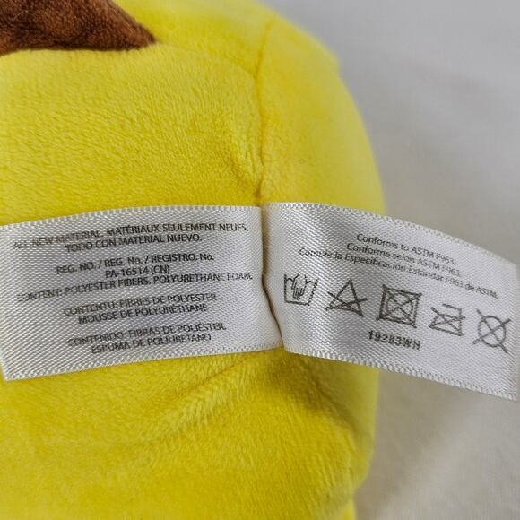POKÉMON WCT PIKACHU PLUSH TOY – YELLOW – 2014 – OFFICIAL LICENSED COLLECTABLE - Picture 7 of 8